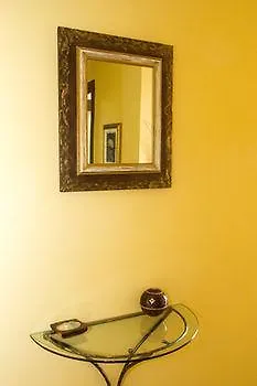 Bergamo Apartment And Room